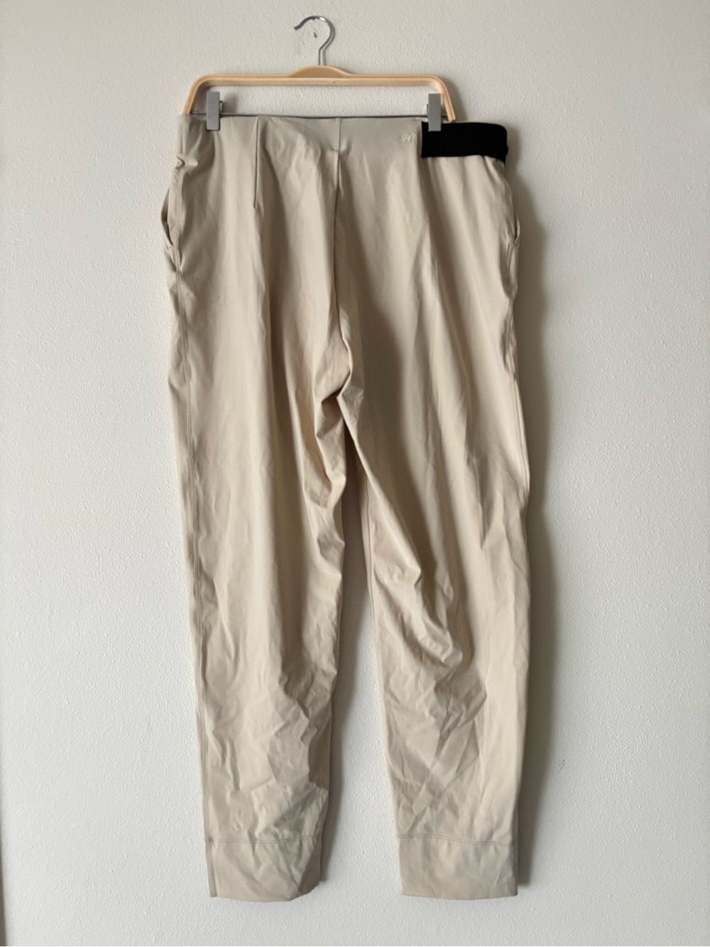 ADAY Light Cream Slim Tapered Chinos with Elastic Waist Panel Size XL